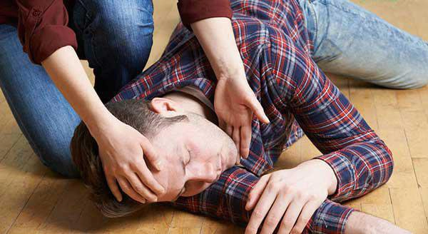 bệnh động kinh có di truyền không