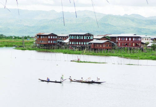 Hồ Inle - iVIVU.com