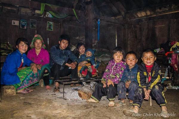 Ngoài ngắm cảnh thiên nhiên hùng vĩ của Tà Xùa, du khách còn được tiếp xúc và tìm hiểu về cuộc sống của người dân. Ngoài ngắm cảnh thiên nhiên hùng vĩ của Tà Xùa, du khách còn được tiếp xúc và tìm hiểu về cuộc sống của người dân.