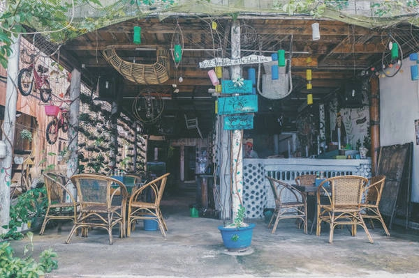 Một quán cà phê dễ thương trên đảo Một quán cà phê dễ thương trên đảo