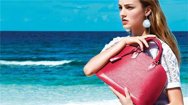 louis-vuitton-the-spirit-of-travel-ivivu-3