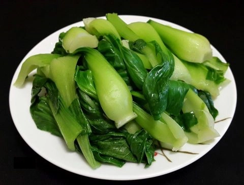 bo-sung-vitamin-cho-co-the-voi-mon-cai-thia-xao-thit-bo-sieu-de-lam-ivivu-4