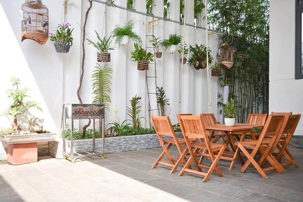   Homestay cho thuê nguyên căn, thích hợp với nhóm khoảng 10 người. Giá ngày thường là ba triệu đồng, dịp cuối tuần là bốn triệu. Ảnh: Nguyễn Thanh Long.