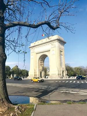 bucharest-paris-nho-cua-phuong-dong-ivivu-3