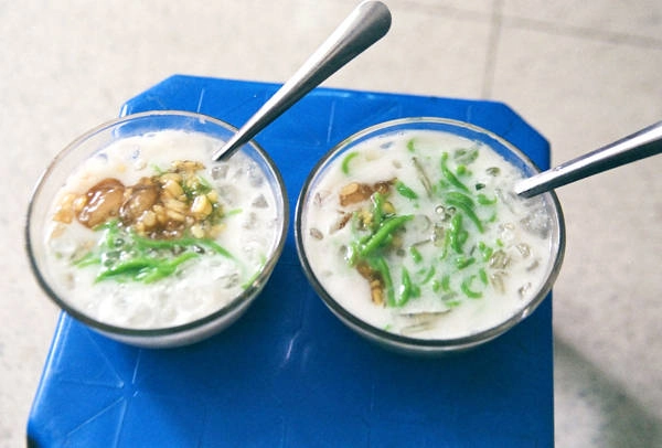 cac-mon-che-nuoc-ngoai-la-mieng-o-ha-noi-ivivu-4