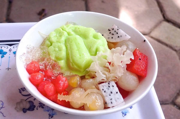 cac-mon-che-nuoc-ngoai-la-mieng-o-ha-noi-ivivu-5