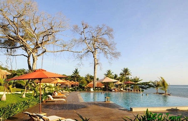 Resort Chen Sea với khung cảnh thanh bình, lãng mạn. resort-ivivu-6