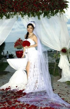 Tăng Bảo Quyên đã tổ chức đám cưới bên bờ biển xinh đẹp thuộc resort này. Tăng Bảo Quyên đã tổ chức đám cưới bên bờ biển xinh đẹp thuộc resort này.