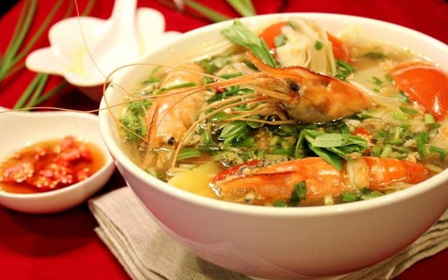 canh-chua-tom-ivivu-2