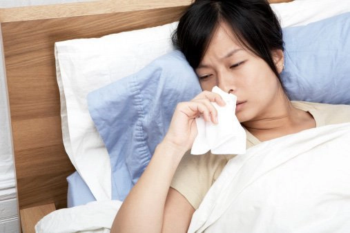 trị nghẹt mũi khi ngủ