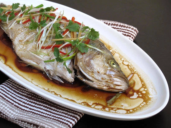 cam-ky-trong-an-uong-o-cac-nuoc-tren-the-gioi-ivivu-4