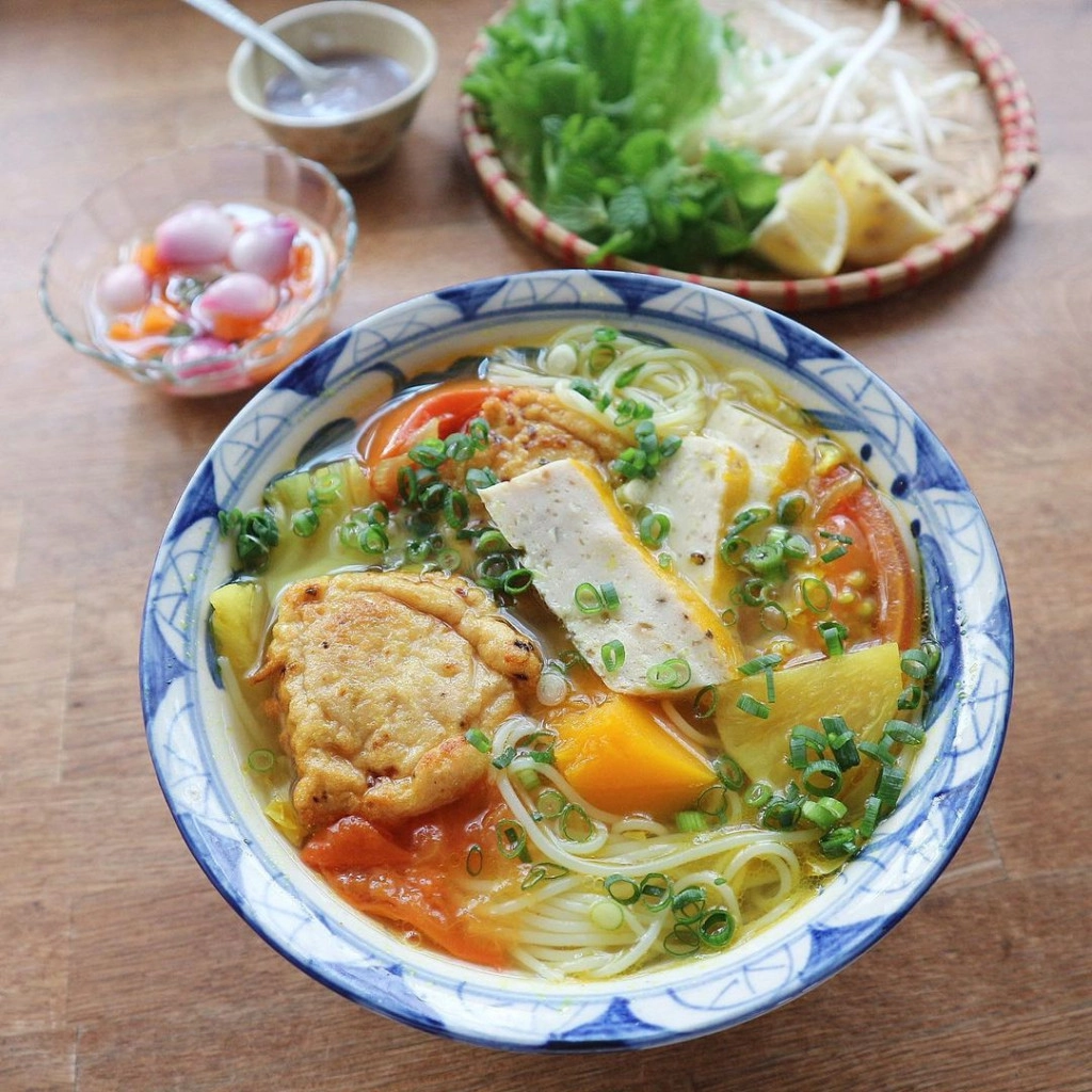 Bún chả cá thơm ngon đặc trưng. Ảnh: ayuchao_nambo