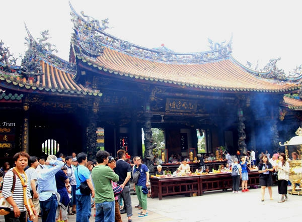 Chùa Long Sơn. Chùa Long Sơn.