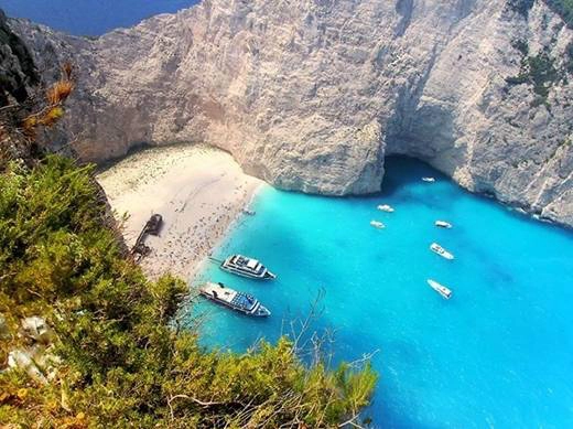Không cần tới một công nghệ chỉnh sửa ảnh nào, Navagio vẫn đẹp và chinh phục mọi tâm hồn. (Ảnh: Internet) Không cần tới một công nghệ chỉnh sửa ảnh nào, Navagio vẫn đẹp và chinh phục mọi tâm hồn. (Ảnh: Internet)