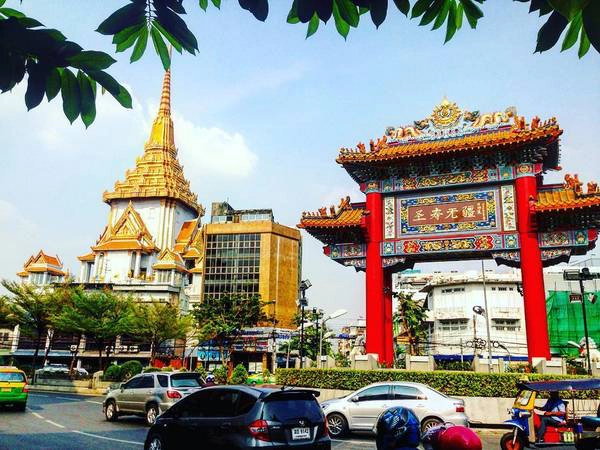 Chùa Phật Vàng nằm ngay khu trung tâm Chinatown, Bangkok. Ảnh: iminany Chùa Phật Vàng nằm ngay khu trung tâm Chinatown, Bangkok. Ảnh: iminany
