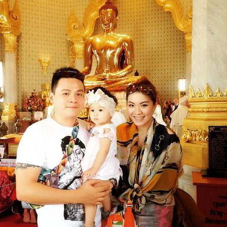 Chùa Phật Vàng là một trong số hiếm ngôi chùa ở Thái Lan cho phép du khách đến gần bức tượng. Ảnh: hcsve Chùa Phật Vàng là một trong số hiếm ngôi chùa ở Thái Lan cho phép du khách đến gần bức tượng. Ảnh: hcsve