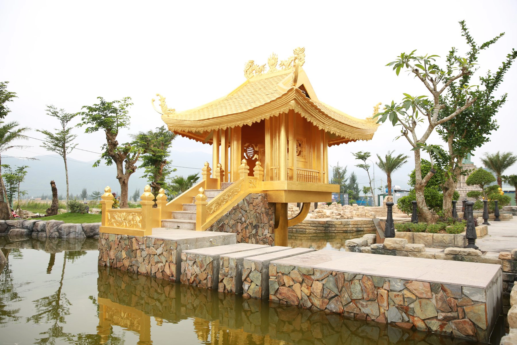 golden-bay-da-nang-ivivu-18