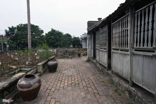 Sau khi trải qua 7 đời chủ, đến tháng 11/2007, ngành Văn hóa - Thông tin Hà Nam đã mua lại ngôi nhà này với giá 700 triệu đồng từ vợ ông Trần Hữu Hoà và giao cho Phòng Văn hoá - Thông tin huyện Lý Nhân quản lý. Sau khi trải qua 7 đời chủ, đến tháng 11/2007, ngành Văn hóa - Thông tin Hà Nam đã mua lại ngôi nhà này với giá 700 triệu đồng từ vợ ông Trần Hữu Hoà và giao cho Phòng Văn hoá - Thông tin huyện Lý Nhân quản lý.