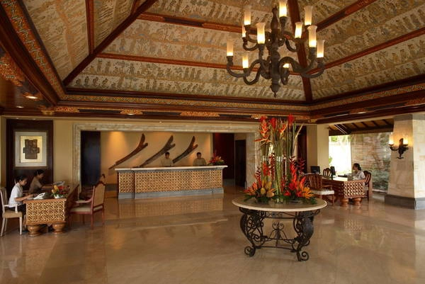 Ayana Resort & Spa là một trong những khu nghỉ dưỡng sang trọng bậc nhất ở Bali và được World Travel Awards bình chọn là khu nghỉ mát sang trọng hàng đầu thế giới năm 2009. Ayana Resort & Spa là một trong những khu nghỉ dưỡng sang trọng bậc nhất ở Bali và được World Travel Awards bình chọn là khu nghỉ mát sang trọng hàng đầu thế giới năm 2009.