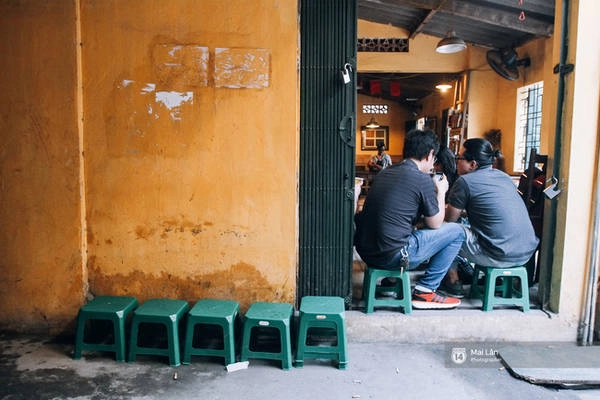 cang-tin-109-quan-cafe-dua-ban-tro-ve-thoi-500-dong-la-mua-duoc-hanh-phuc-ivivu-14