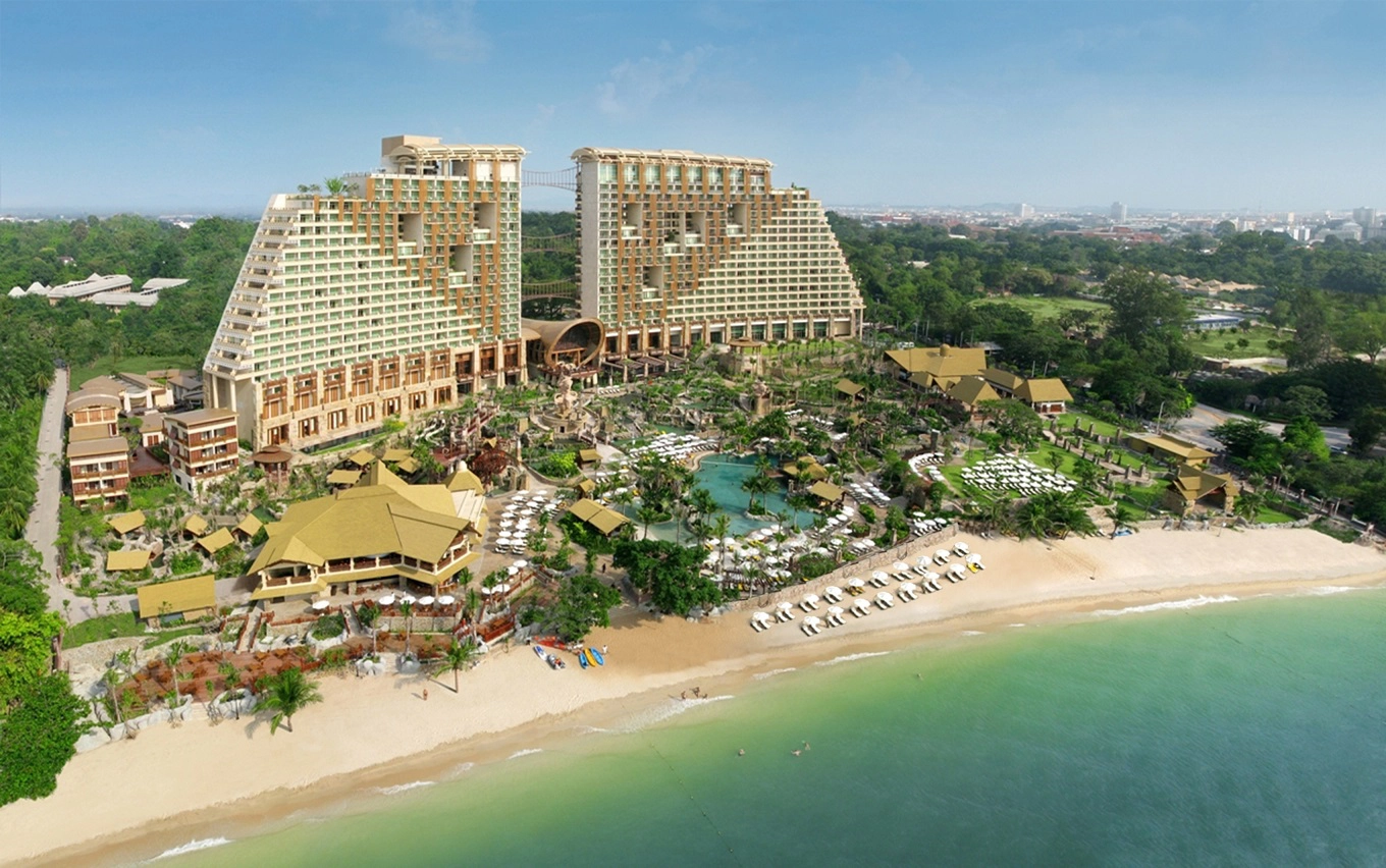 Centara Grand Mirage Beach Resort Pattaya Centara Grand Mirage Beach Resort Pattaya