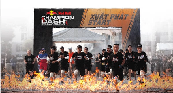 Champion-dash-ivivu-2