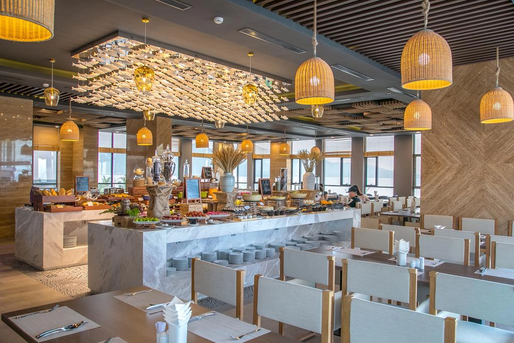 HAIAN-Beach-Hotel-Spa-Đa-Nang-ivivu-16