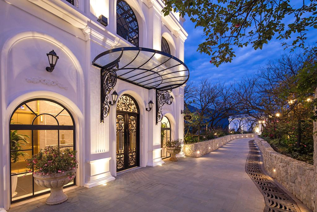 silk-path-grand-resort-ivivu-5