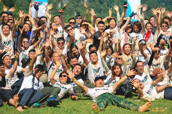 Đến chặng cuối của hành trình, 120 người tham gia không tỏ ra mệt mỏi, ngược lại, tất cả đều hào hứng nói về trải nghiệm “hành xác” độc đáo mà mình vừa trải qua. Đến chặng cuối của hành trình, 120 người tham gia không tỏ ra mệt mỏi, ngược lại, tất cả đều hào hứng nói về trải nghiệm “hành xác” độc đáo mà mình vừa trải qua.