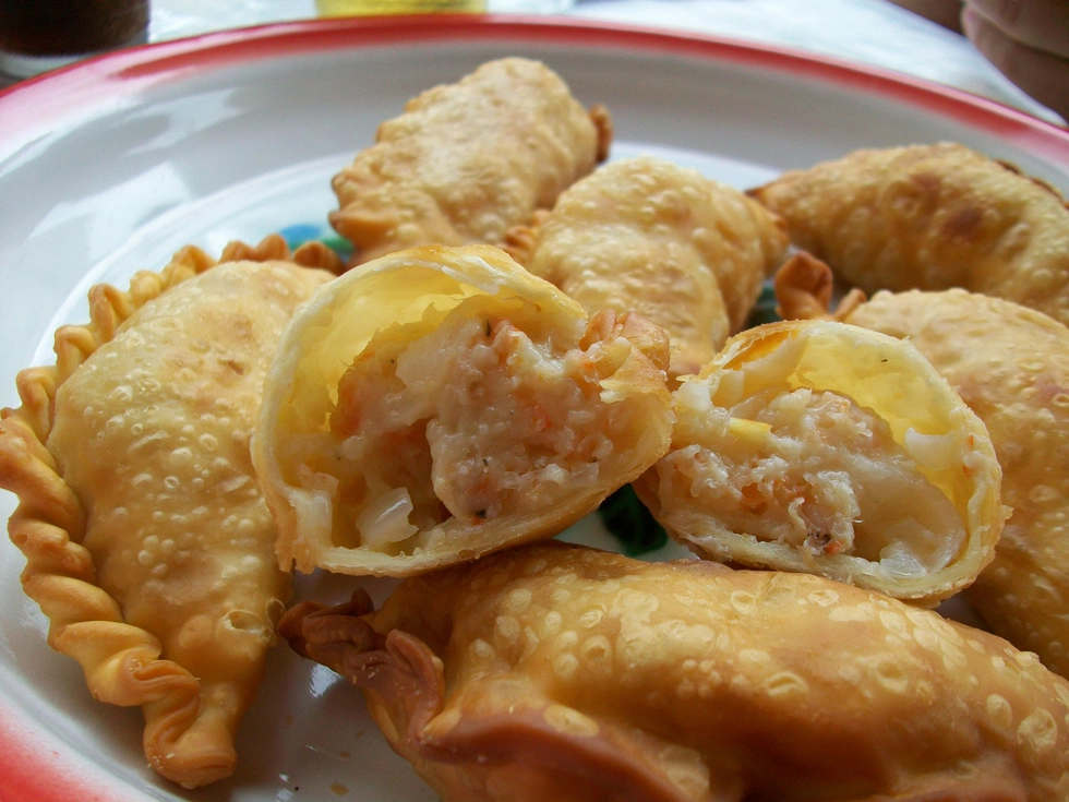 Bánh xếp nhân phô mai empanadas de queso