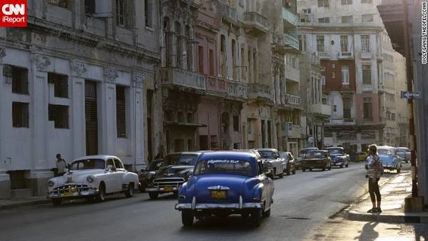 140113124651-cuba-vintage-cars4-horizontal-gallery