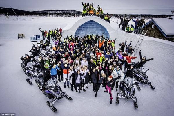 The Ice Hotel trong ngày mở cửa đón du khách - Ảnh: Daily Mail The Ice Hotel trong ngày mở cửa đón du khách - Ảnh: Daily Mail