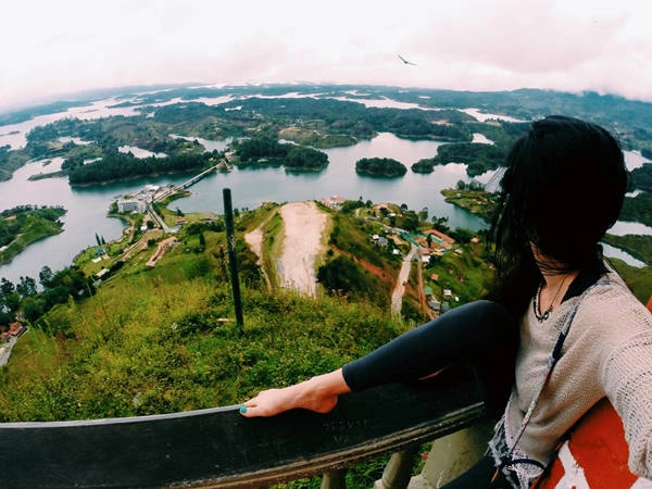 chieu-chup-anh-selfie-khi-du-lich-khong-nham-Ảnh: seattlestravels-ivivu-6