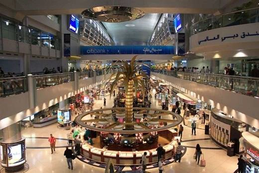 Sự sang trọng đang chờ đón bạn, ngay khi bạn vừa đặt chân xuống sân bay quốc tế Dubai, sân bay lớn nhất hành tinh. choang-ngop-voi-nhung-thu-chi-co-o-dubai-ivivu-8