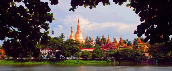 shwedagonpagoda1