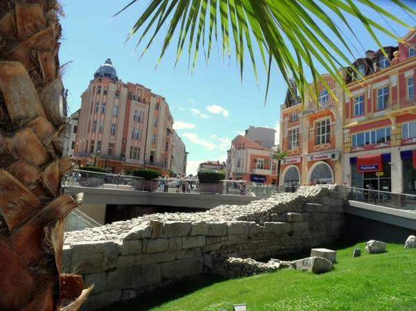 Một phế tích ở ngay trung tâm Plovdiv - Ảnh: panoramio