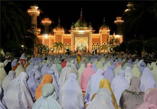 chum-anh-an-tuong-thang-ramadan-ivivu-7