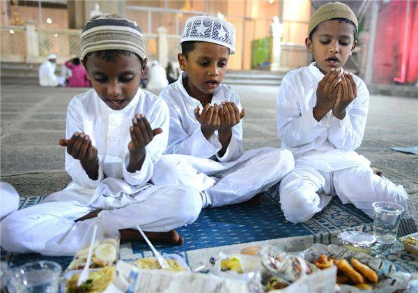 chum-anh-an-tuong-thang-ramadan-ivivu-9