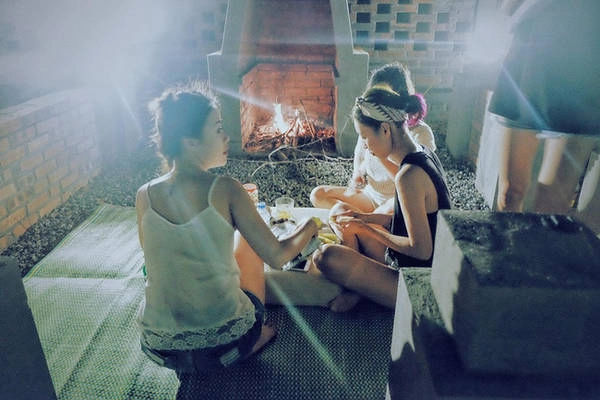 BBQ bên bờ biển.
