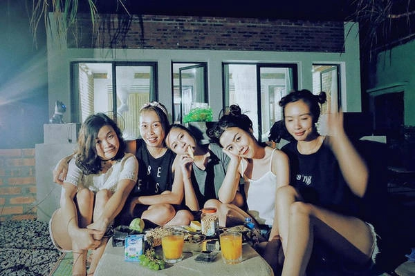 chuyen-di-co-to-5-sao-sieu-hot-cua-co-nang-9x-o-cho-dep-an-mon-ngon-va-chup-anh-cuc-ao-ivivu-30