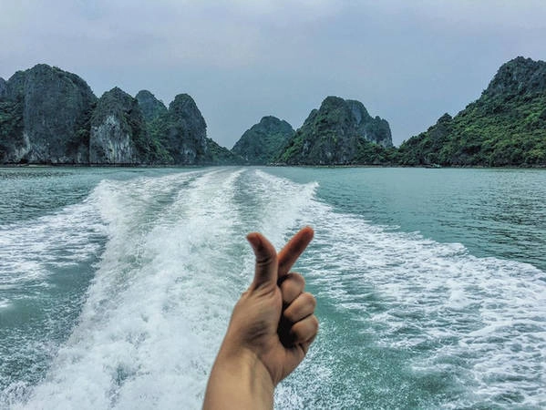 Trên đường ra đảo.