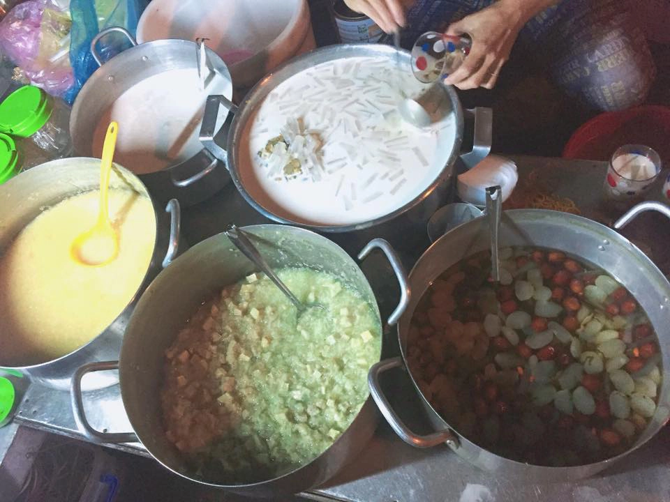 Quán chè Nhớ số 157 đường Ngô Mây cực ngon.