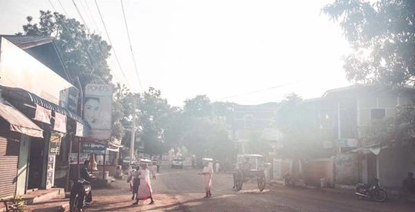 Nằm bên bờ sông Irrawaddy miền Trung Myanmar, Bagan từng là kinh đô hưng thịnh của vương quốc Pagan trong thế kỷ 9-13.