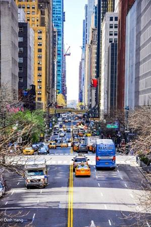 Du lịch Mỹ - New York và những con đường vun vút xe chạy. Ảnh Dinh Hang.