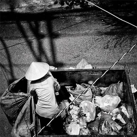 Có những gian khổ không nói hết bằng lời. (Ảnh: Âu Dương Thành) Có những gian khổ không nói hết bằng lời. (Ảnh: Âu Dương Thành)