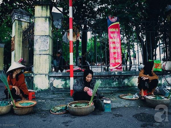 com-vong-hong-ngam-cap-doi-niu-mua-thu-muon-rat-tinh-cua-ha-noi-ivivu-1