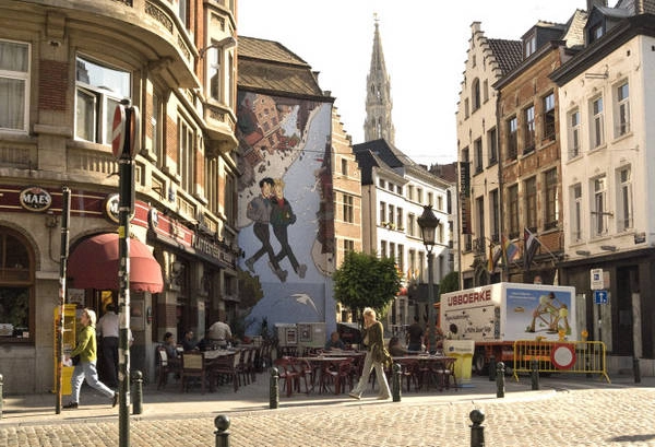 Con đường truyện tranh và một trong những bích họa truyện tranh đầu tiên ở Brussels - Ảnh: wp Con đường truyện tranh và một trong những bích họa truyện tranh đầu tiên ở Brussels - Ảnh: wp