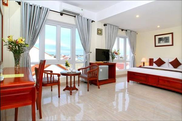 Phòng nghỉ rộng rãi thoáng mát. Phòng nghỉ rộng rãi thoáng mát.