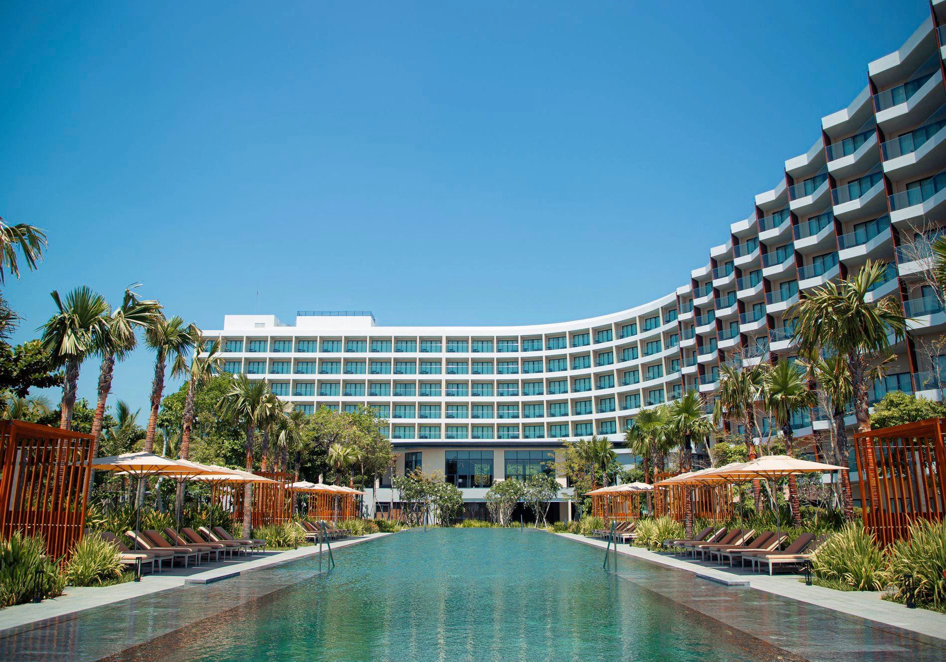 Crowne-Plaza-Phu-Quoc-ivivu-16