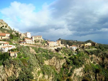 Làng Savoca ở Italy